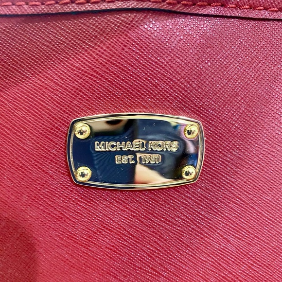 Michael Kors cherry red purse. VGUC, multiple pockets to neatly carry items. - Picture 2 of 13